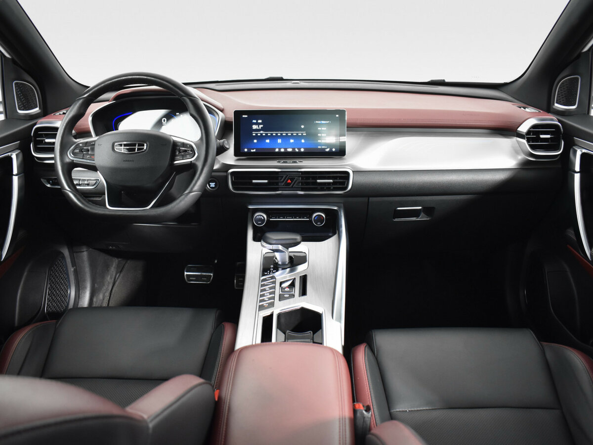 Geely Coolray 2023 года с пробегом. Фото: #10