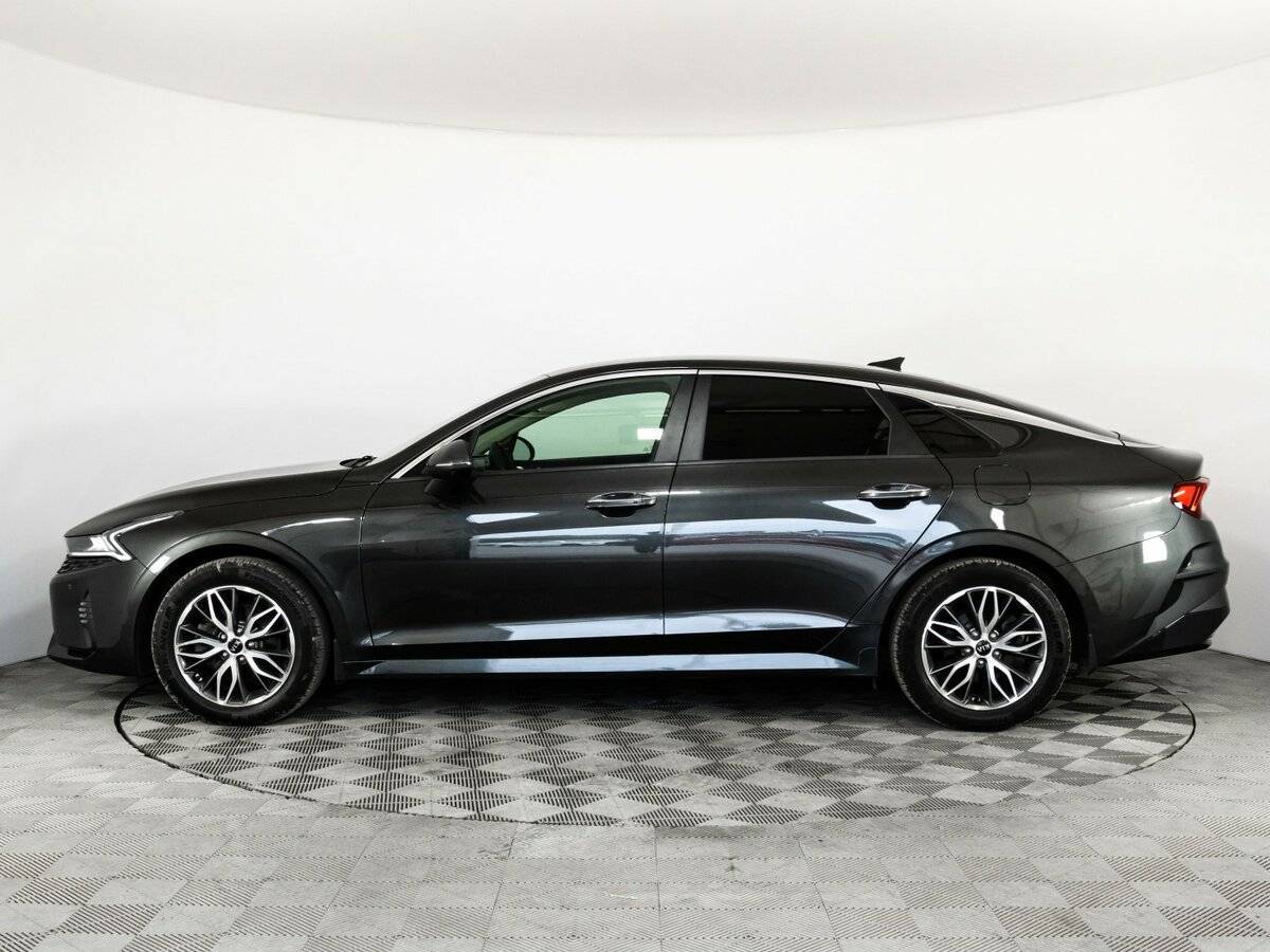 Kia K5 2020 года с пробегом. Фото: #11