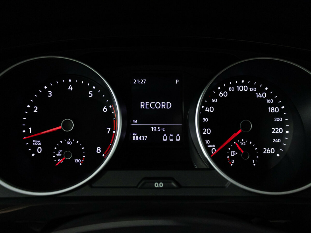 Volkswagen Tiguan 2019 года с пробегом. Фото: #11