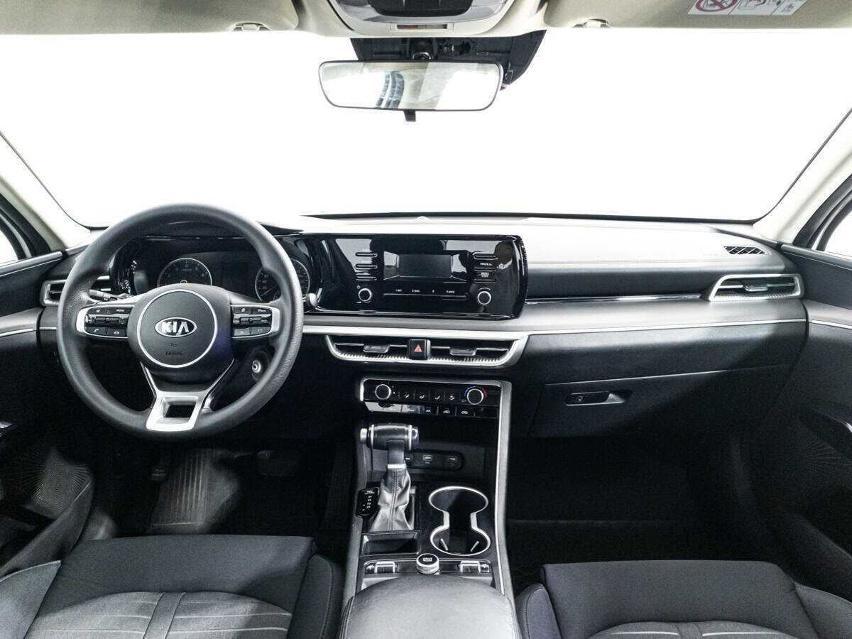 Kia K5 2020 года с пробегом. Фото: #12