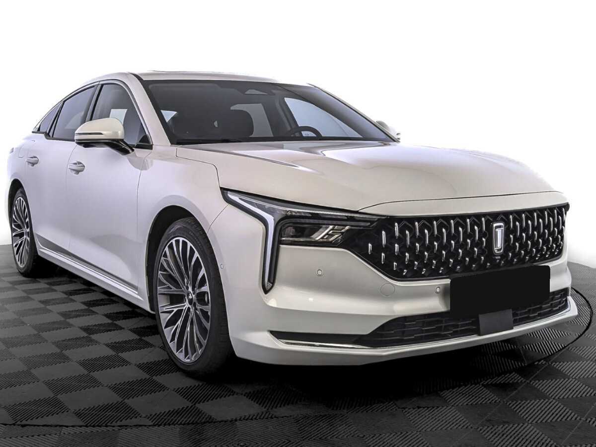 FAW Bestune B70 2023 года с пробегом. Фото: #2