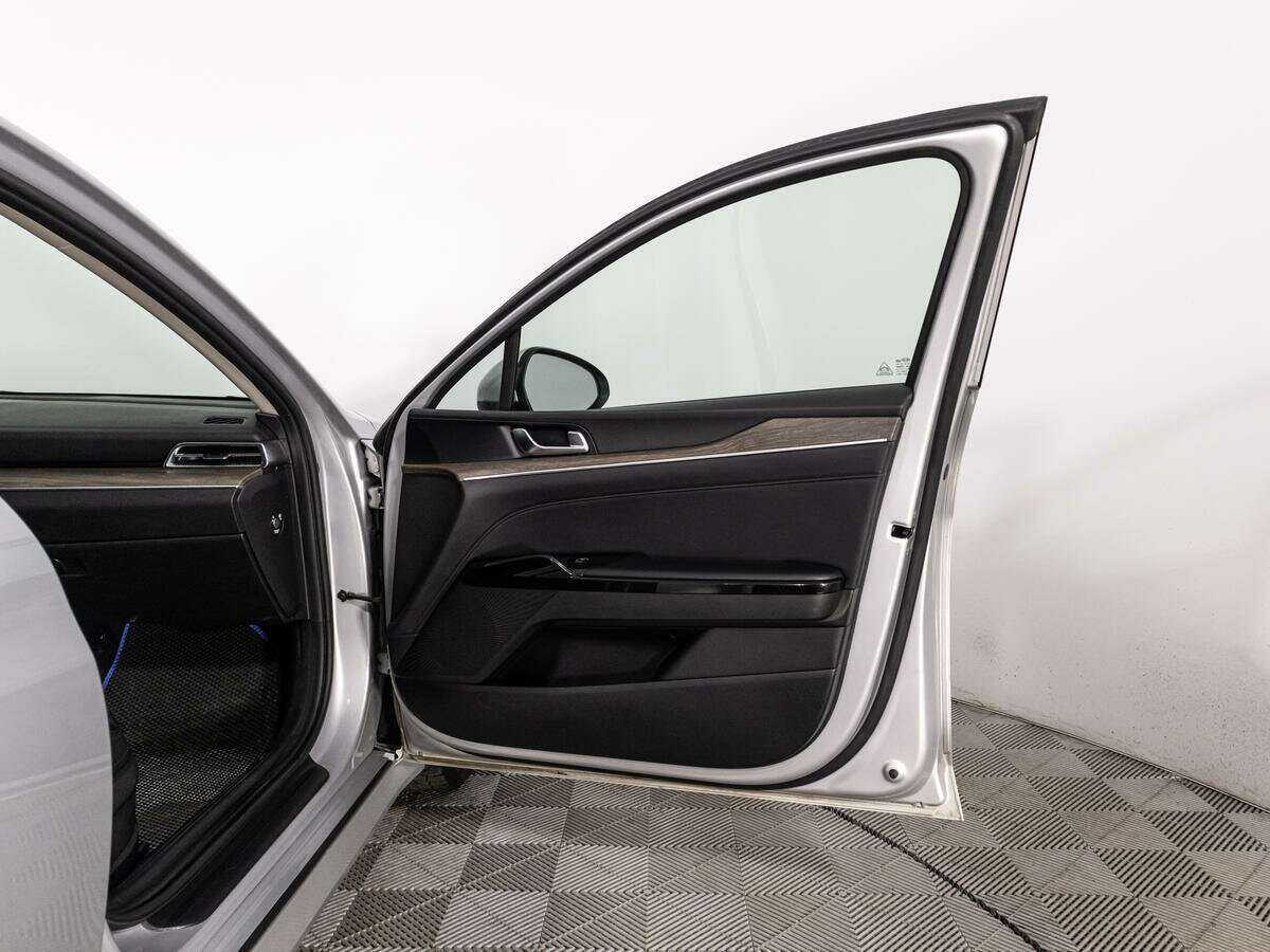 Kia K5 2021 года с пробегом. Фото: #26