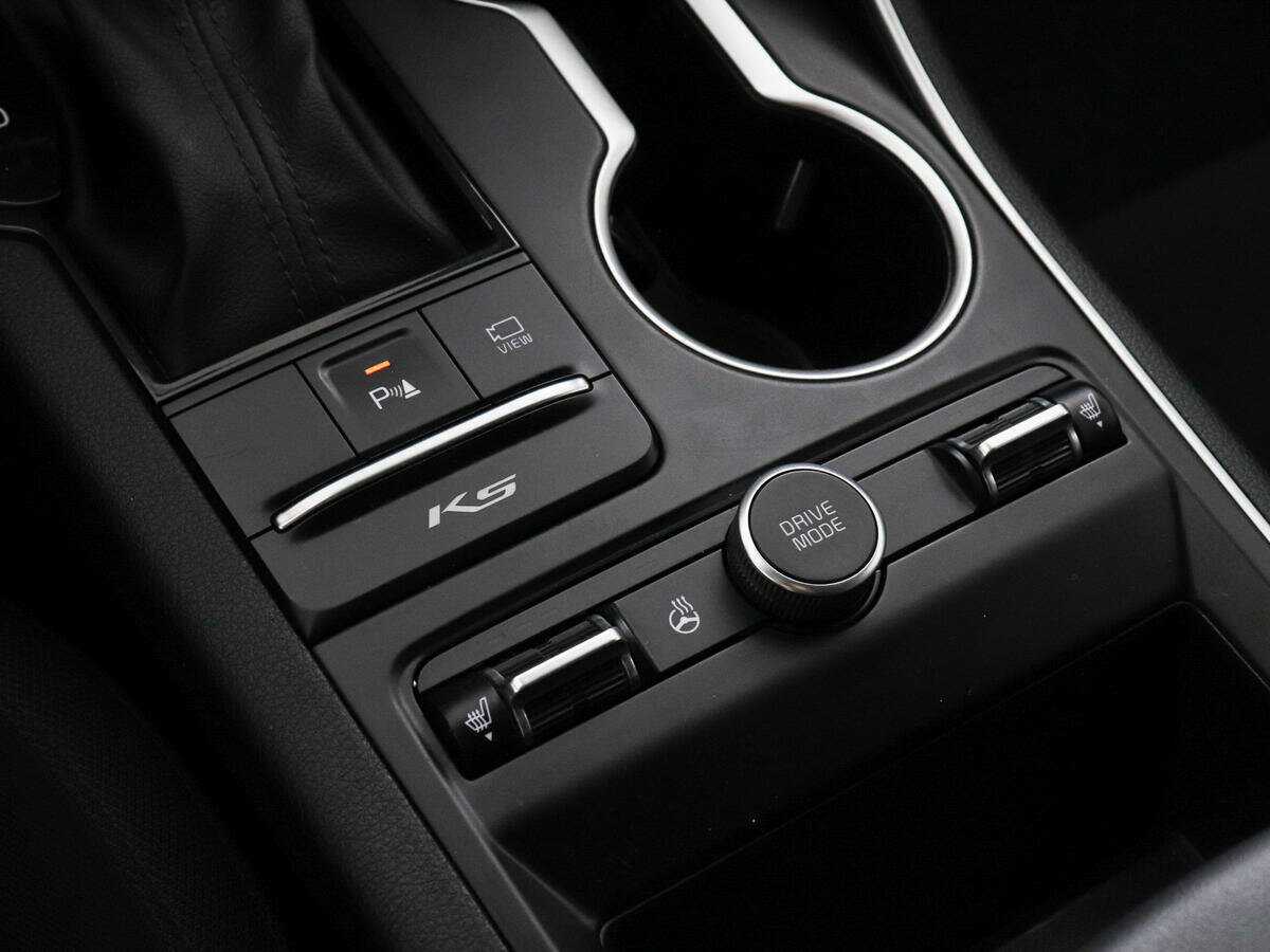 Kia K5 2021 года с пробегом. Фото: #12