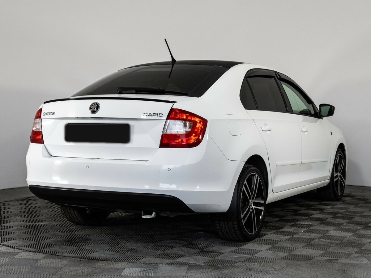 Skoda Rapid 2015 года с пробегом. Фото: #3