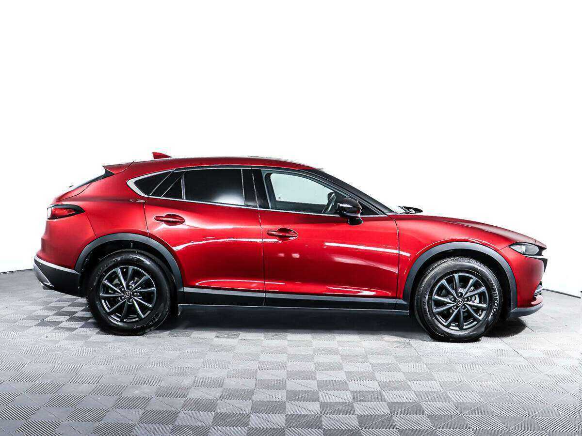 Mazda CX-4 2022 года с пробегом. Фото: #3
