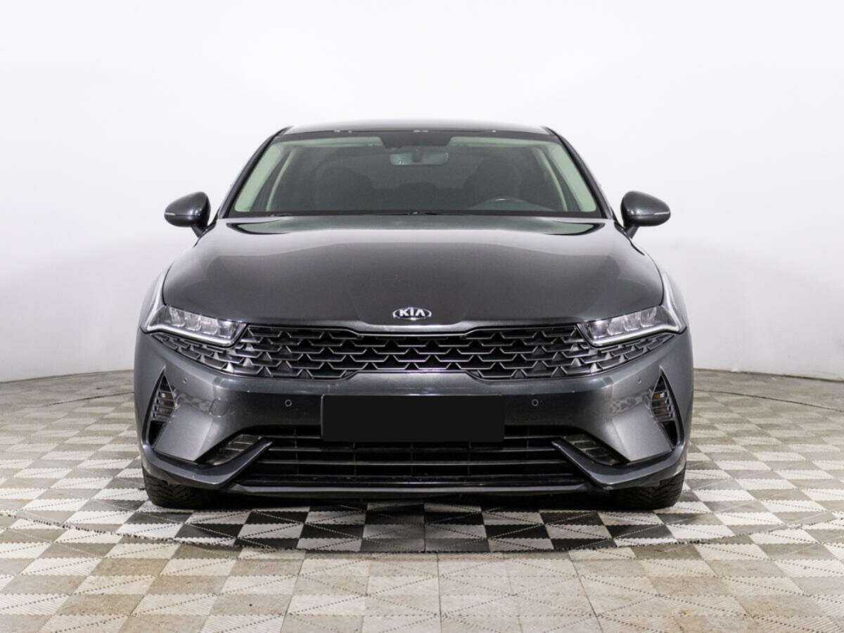 Kia K5 2021 года с пробегом. Фото: #1