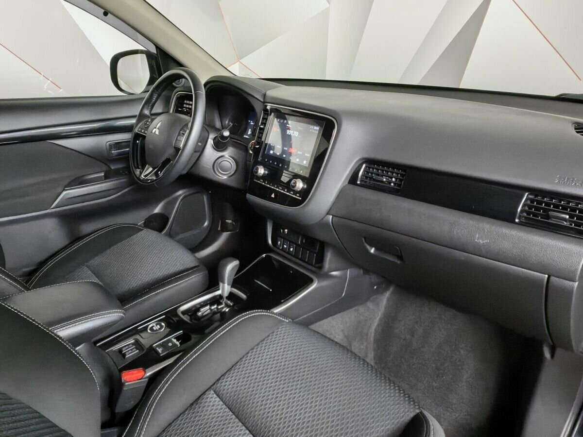 Mitsubishi Outlander 2022 года с пробегом. Фото: #6