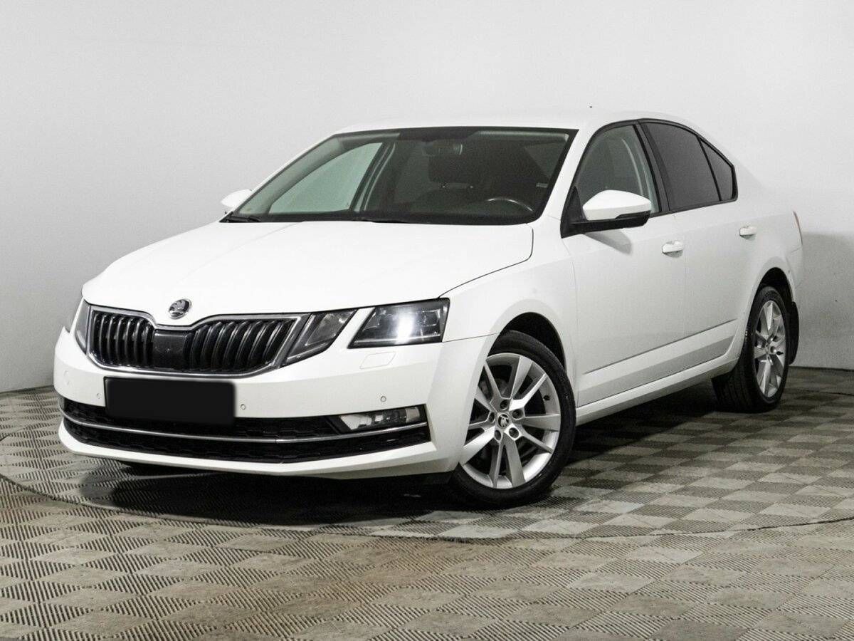 Skoda Octavia 2017 года с пробегом. Посмотреть фото