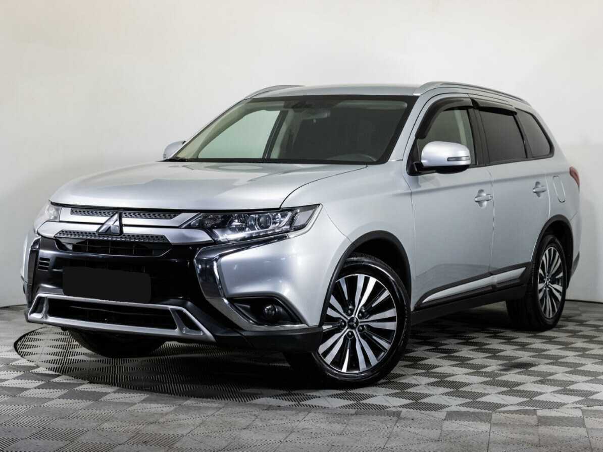 Mitsubishi Outlander 2019 года с пробегом. Посмотреть фото