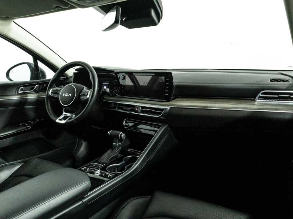 Kia K5 2022 года с пробегом. Фото: #8