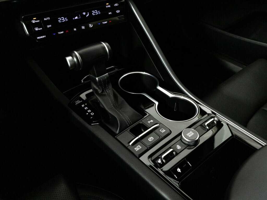 Kia K5 2022 года с пробегом. Фото: #18