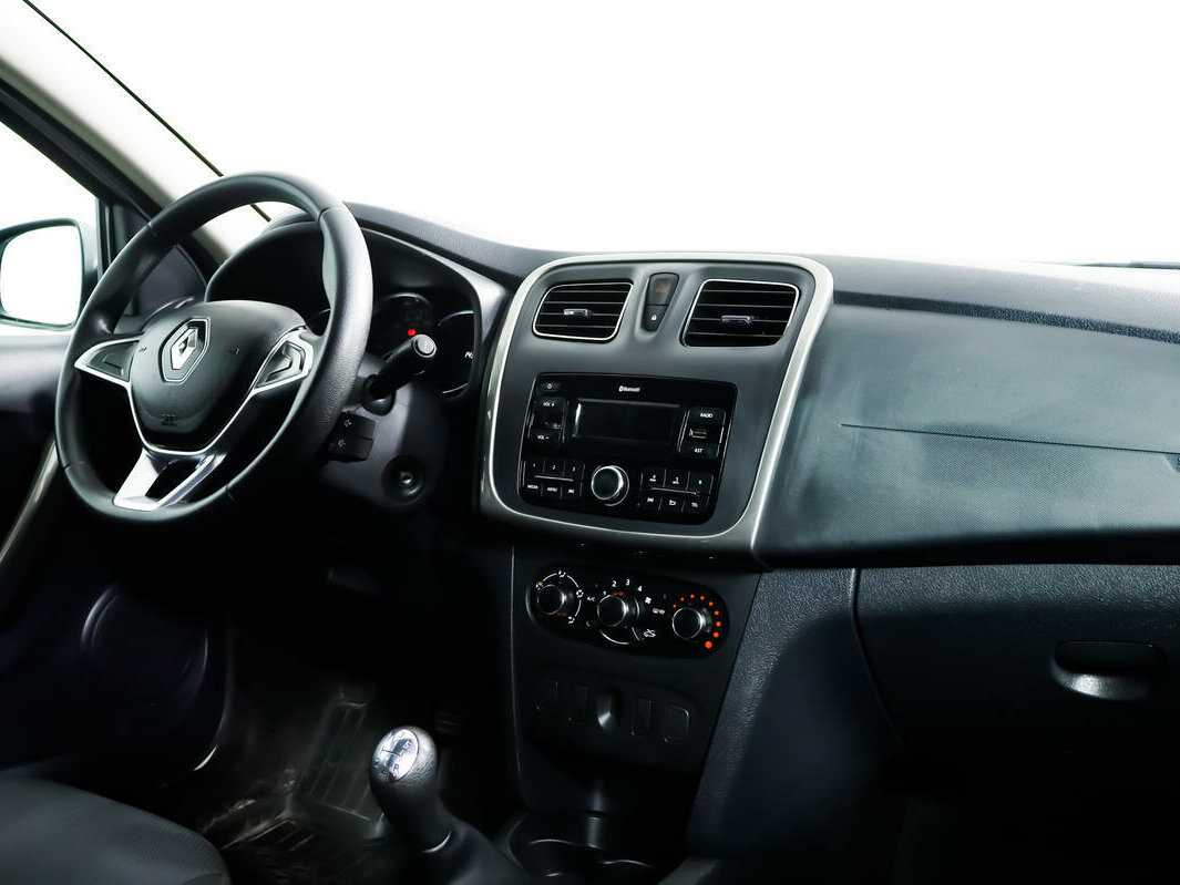Renault Logan 2019 года с пробегом. Фото: #6