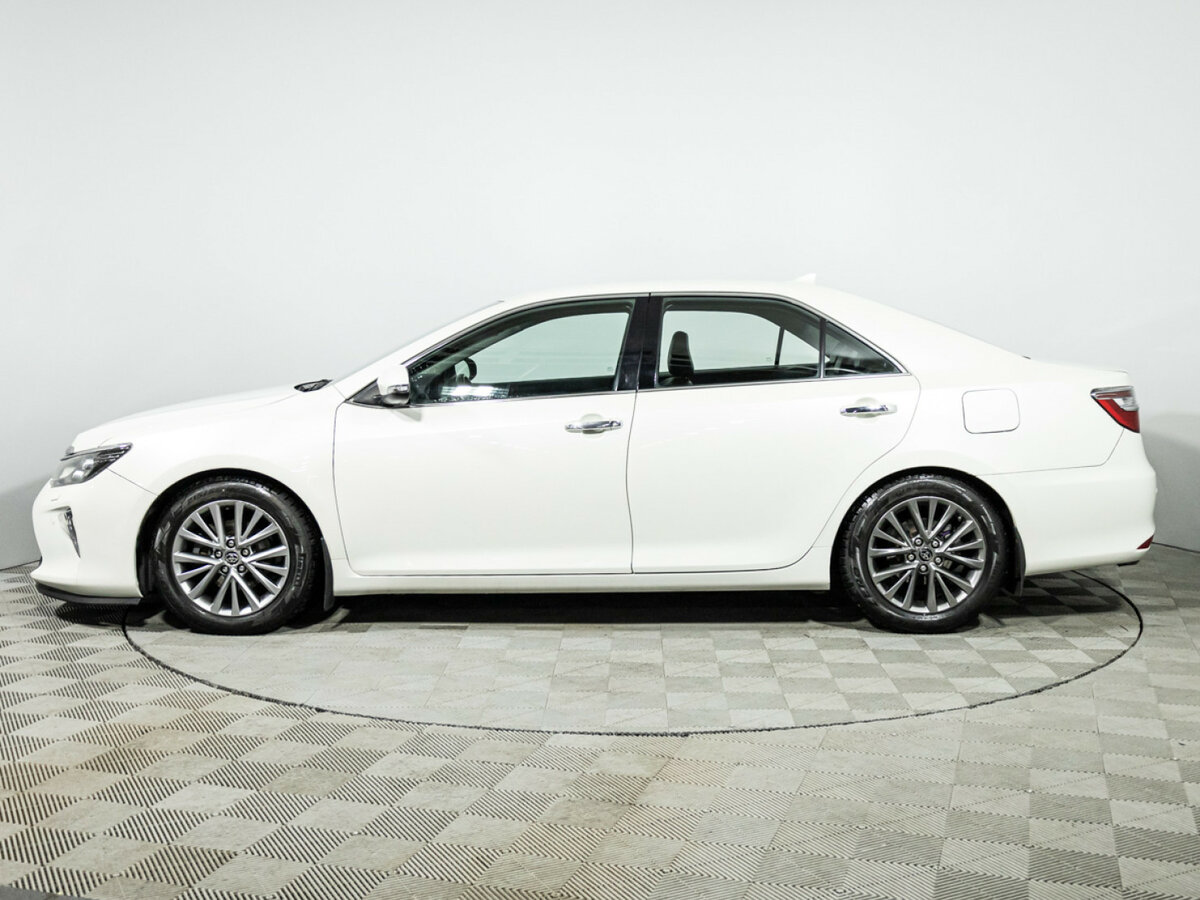 Toyota Camry 2017 года с пробегом. Фото: #7