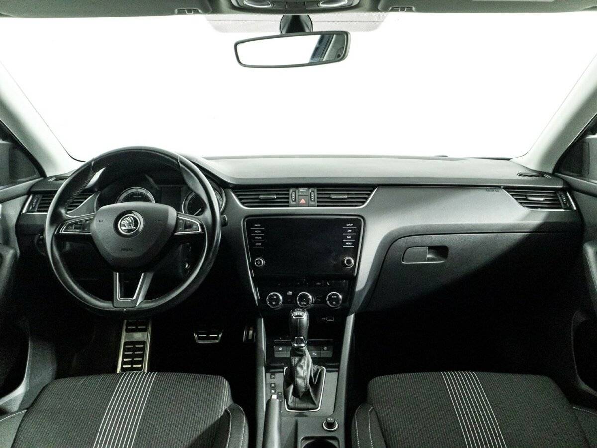 Skoda Octavia 2018 года с пробегом. Фото: #12