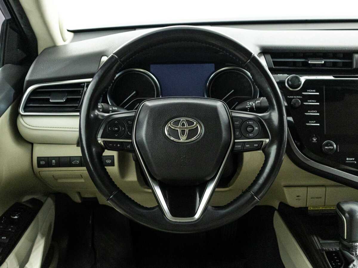 Toyota Camry 2018 года с пробегом. Фото: #22