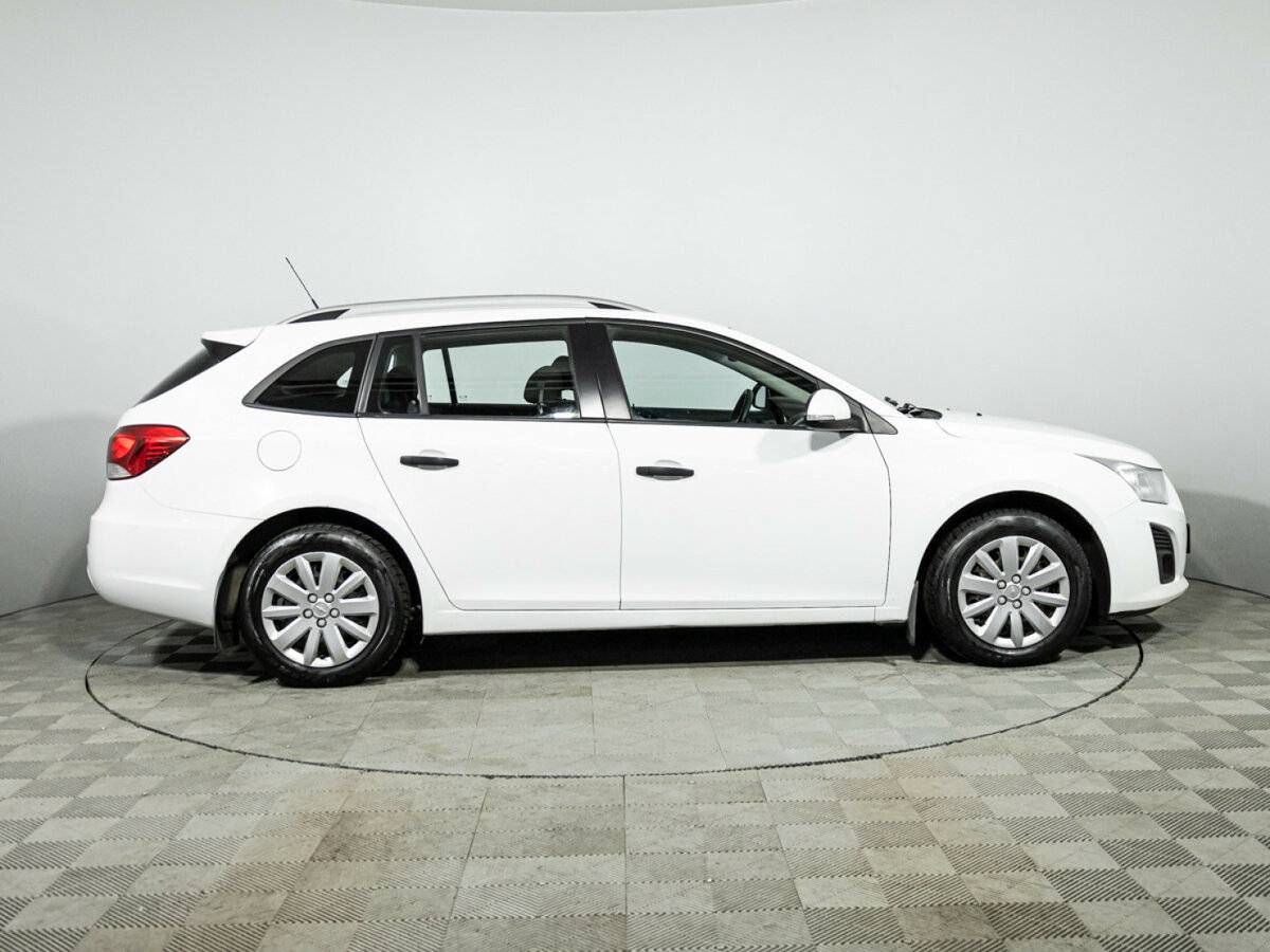 Chevrolet Cruze 2014 года с пробегом. Фото: #3
