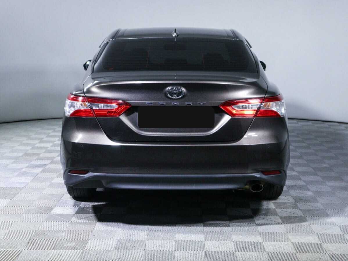 Toyota Camry 2020 года с пробегом. Фото: #5