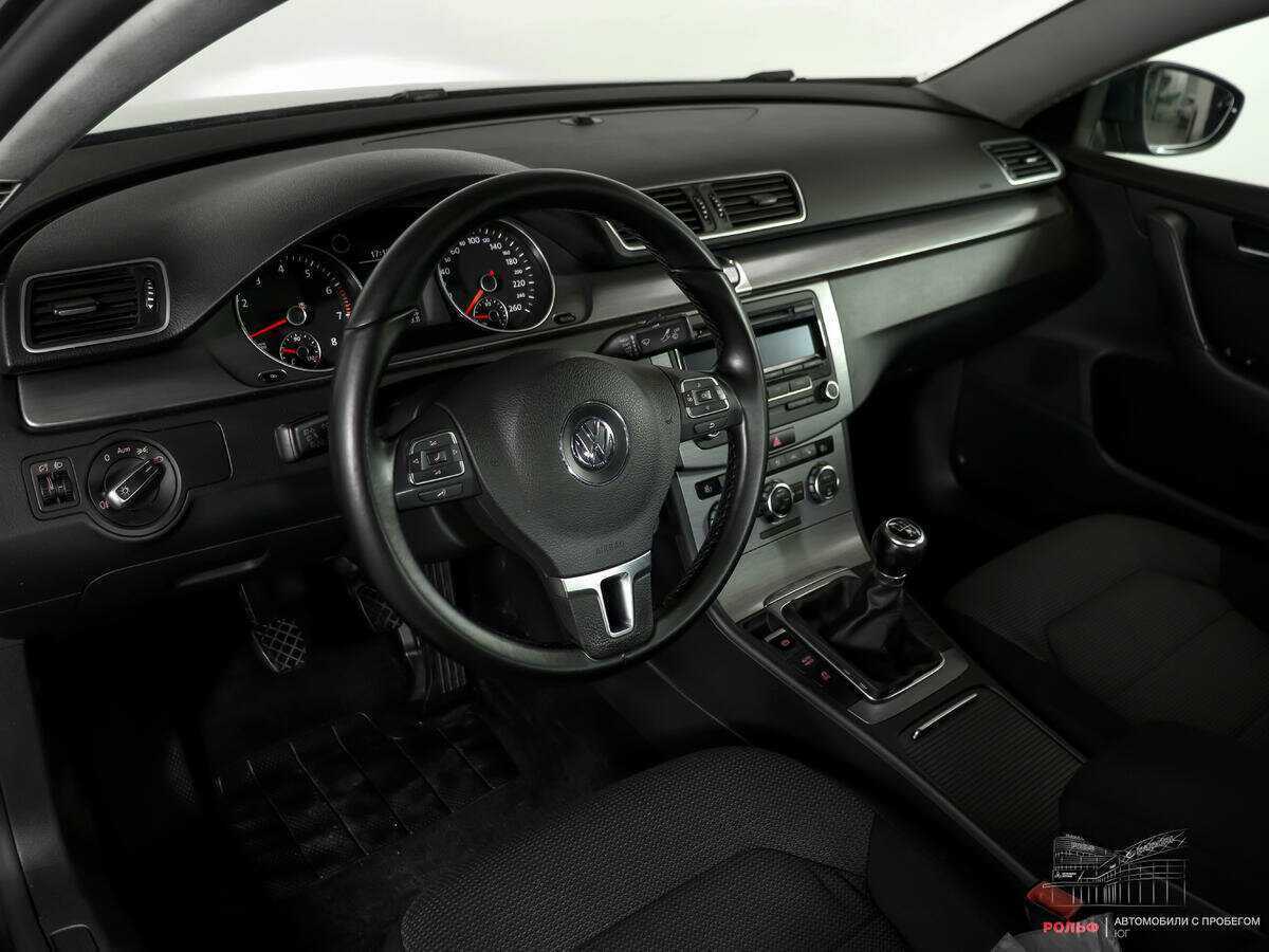 Volkswagen Passat 2012 года с пробегом. Фото: #13