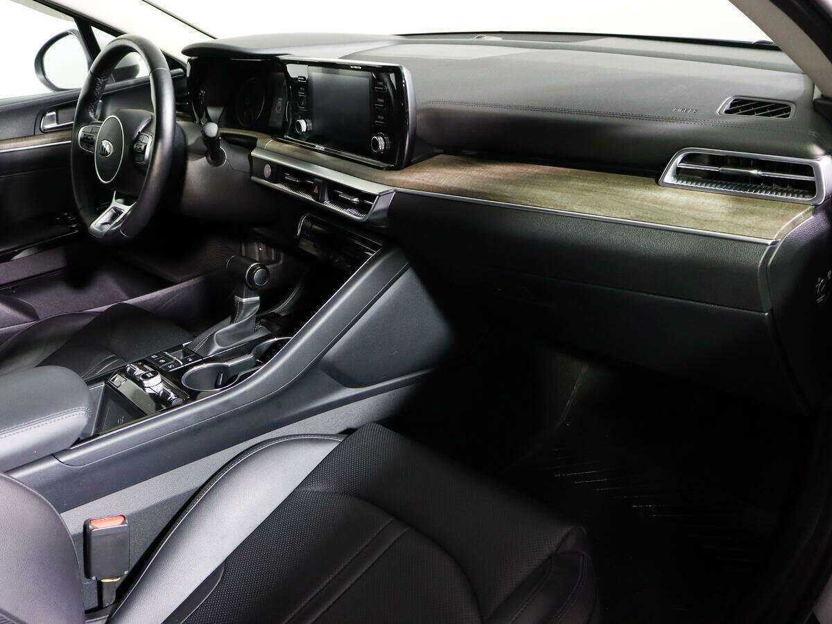 Kia K5 2021 года с пробегом. Фото: #7