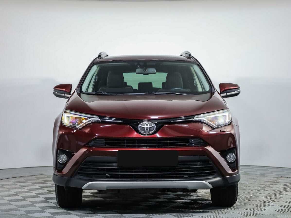 Toyota RAV4 2015 года с пробегом. Посмотреть фото