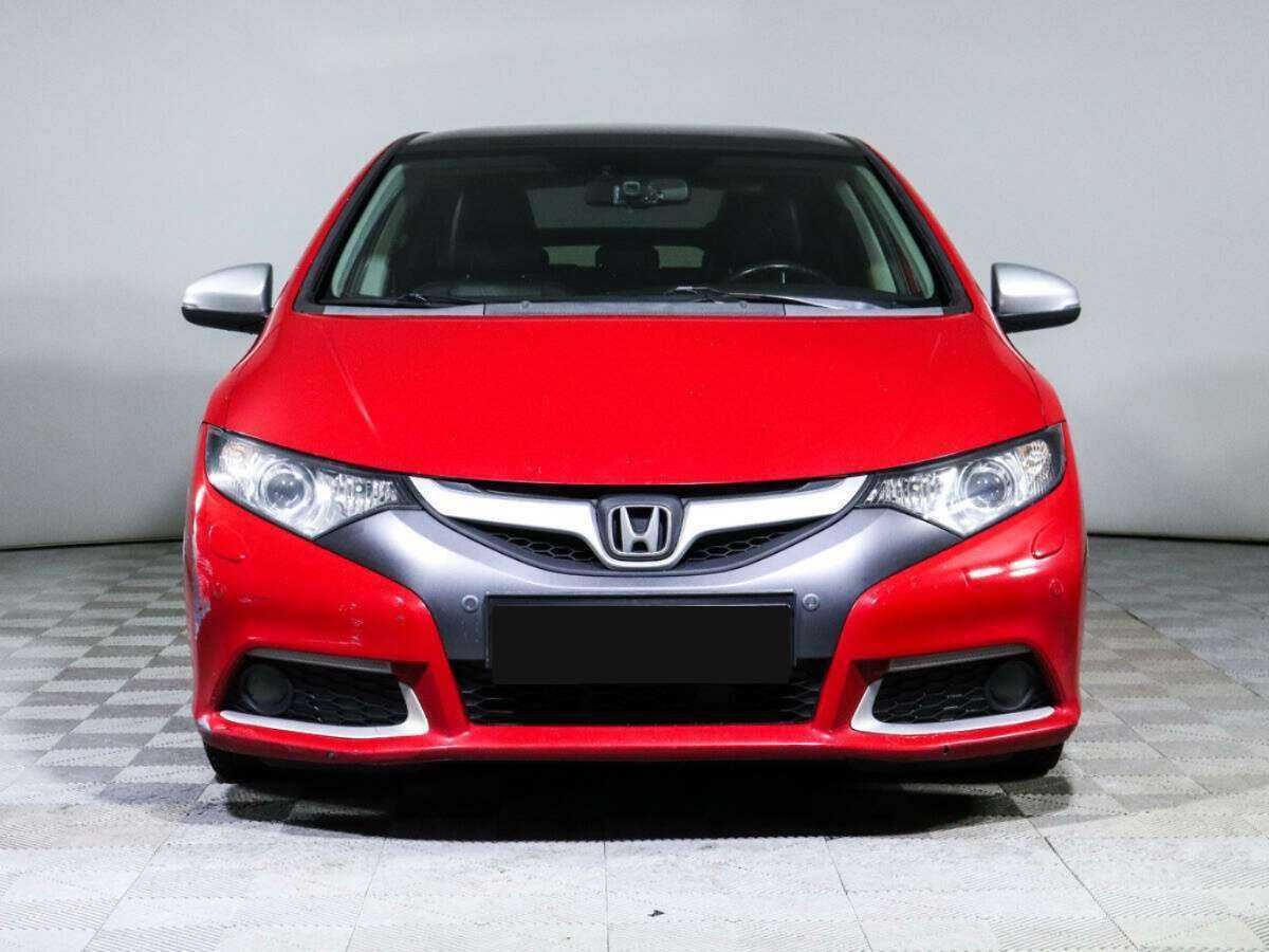 Honda Civic 2012 года с пробегом. Фото: #1