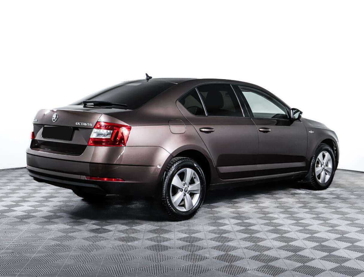 Skoda Octavia 2018 года с пробегом. Фото: #4