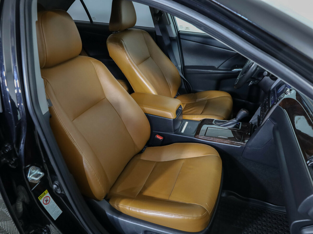 Toyota Camry 2017 года с пробегом. Фото: #25