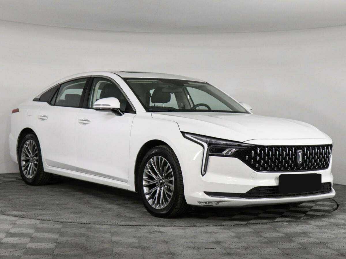 FAW Bestune B70 2023 года с пробегом. Фото: #2