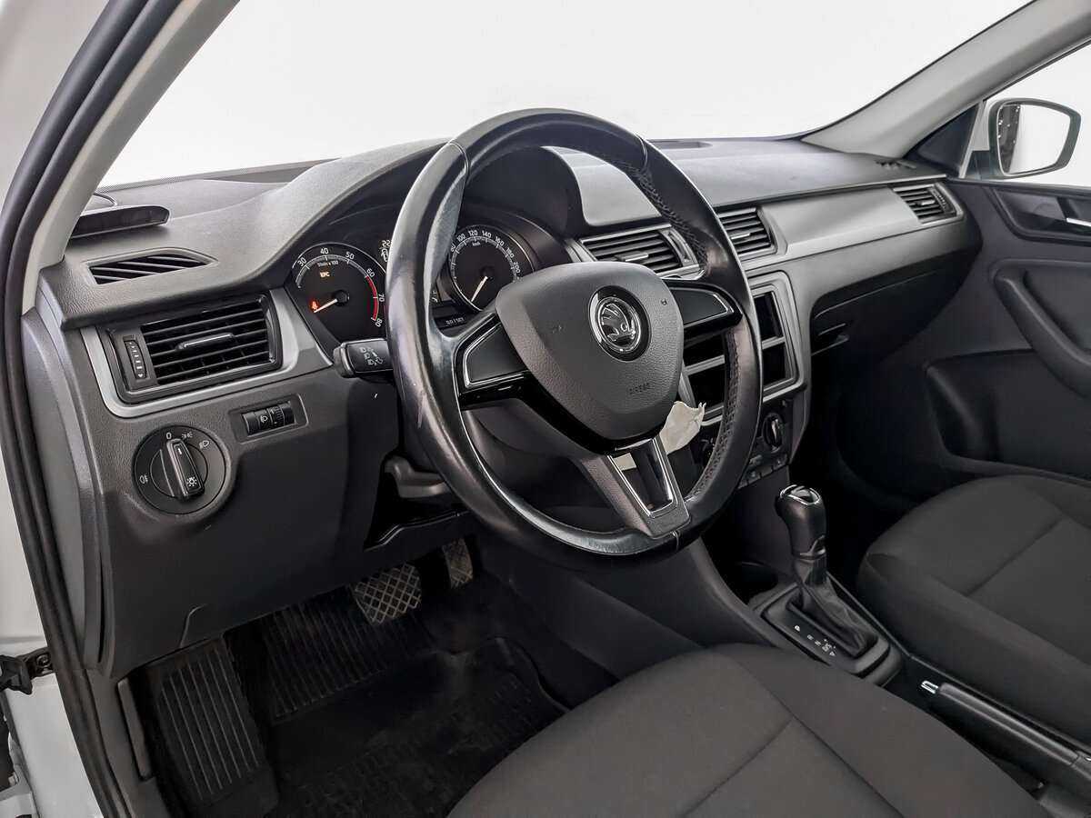 Skoda Rapid 2019 года с пробегом. Фото: #15