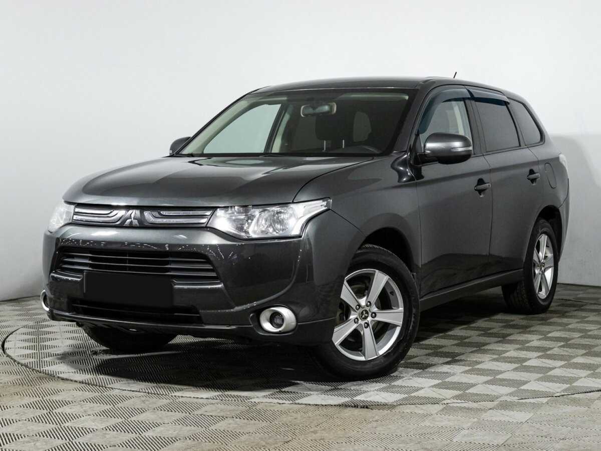 Mitsubishi Outlander 2013 года с пробегом. Посмотреть фото