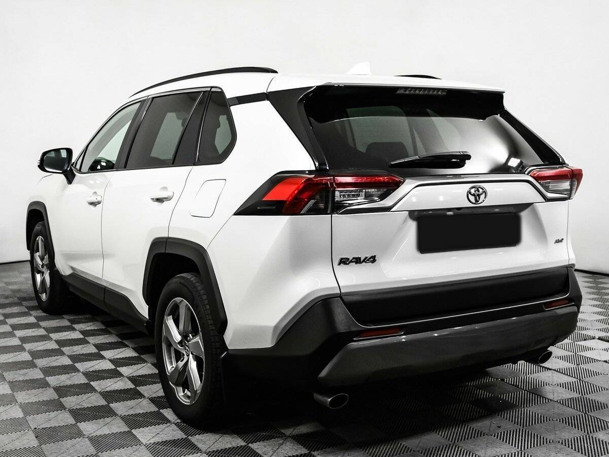 Toyota RAV4 2021 года с пробегом. Фото: #7