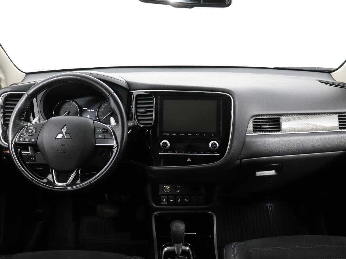 Mitsubishi Outlander 2022 года с пробегом. Фото: #12