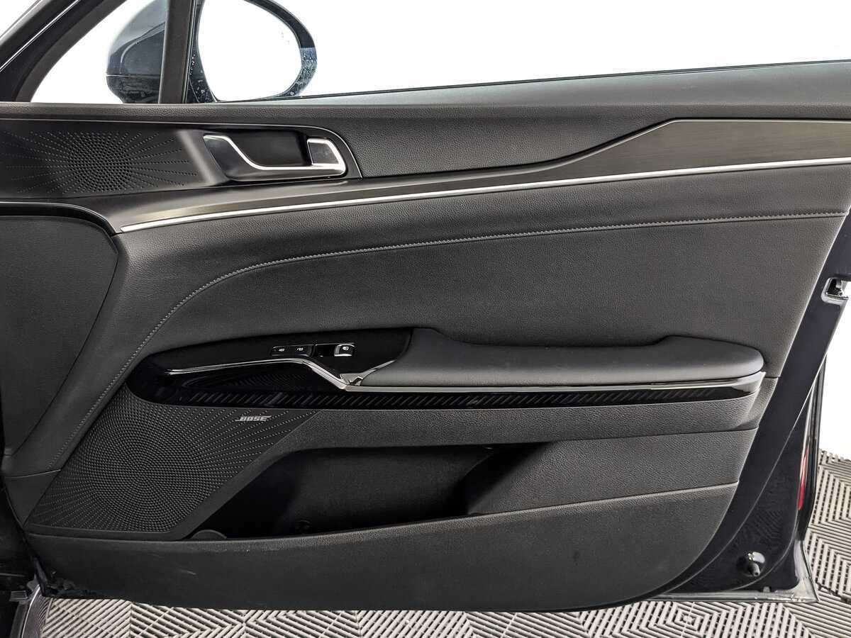 Kia K5 2021 года с пробегом. Фото: #23