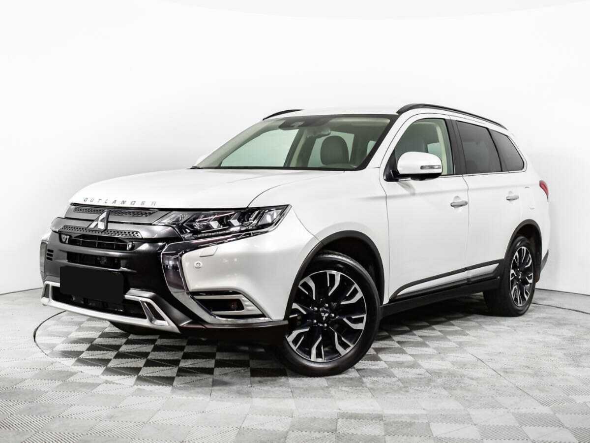 Mitsubishi Outlander 2021 года с пробегом. Посмотреть фото