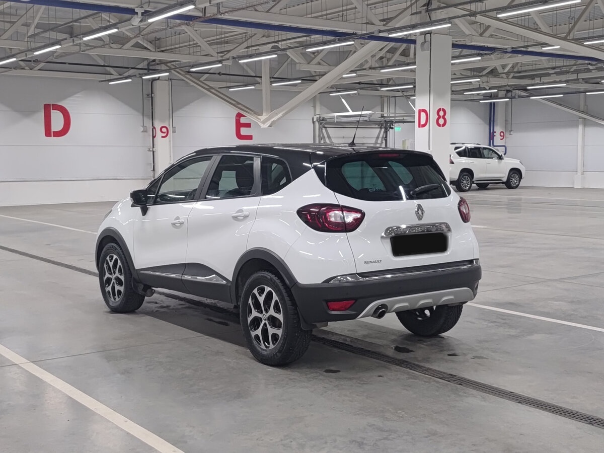 Renault Kaptur 2017 года с пробегом. Фото: #6