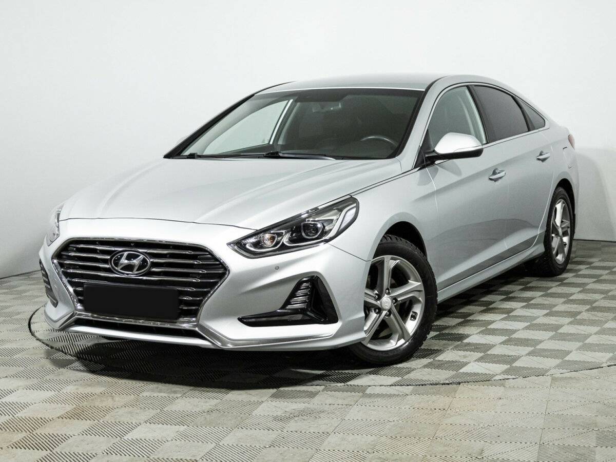 Hyundai Sonata 2018 года с пробегом. Посмотреть фото