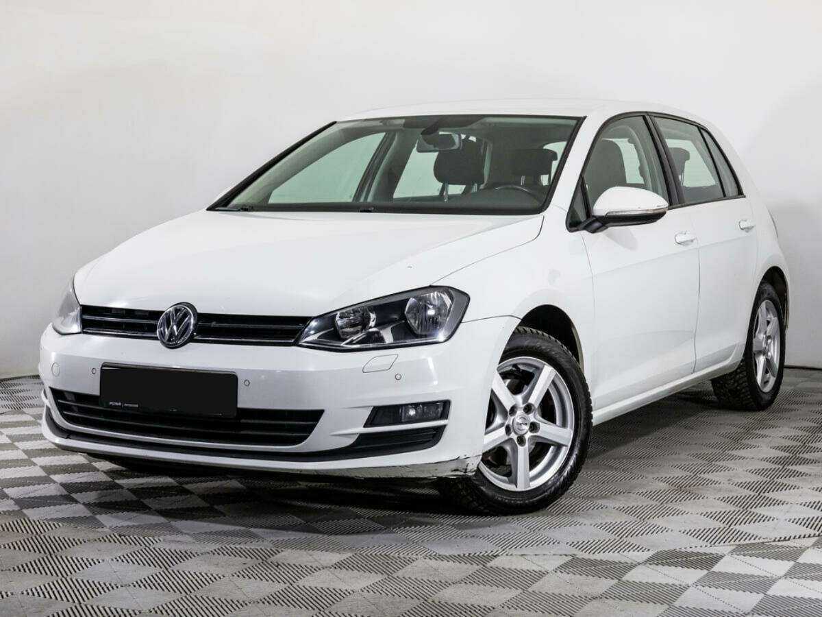 Volkswagen Golf 2013 года с пробегом. Посмотреть фото