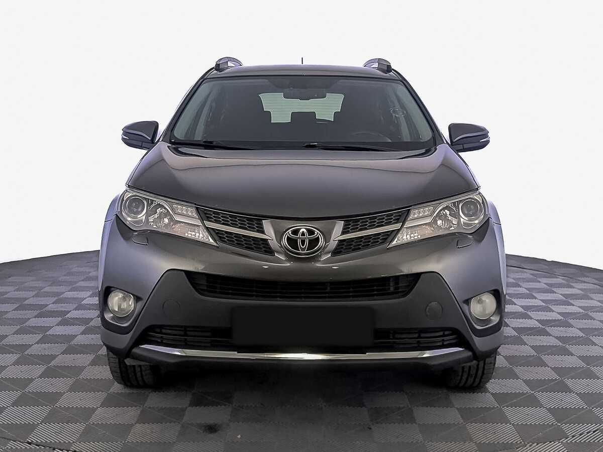 Toyota RAV4 2014 года с пробегом. Фото: #1