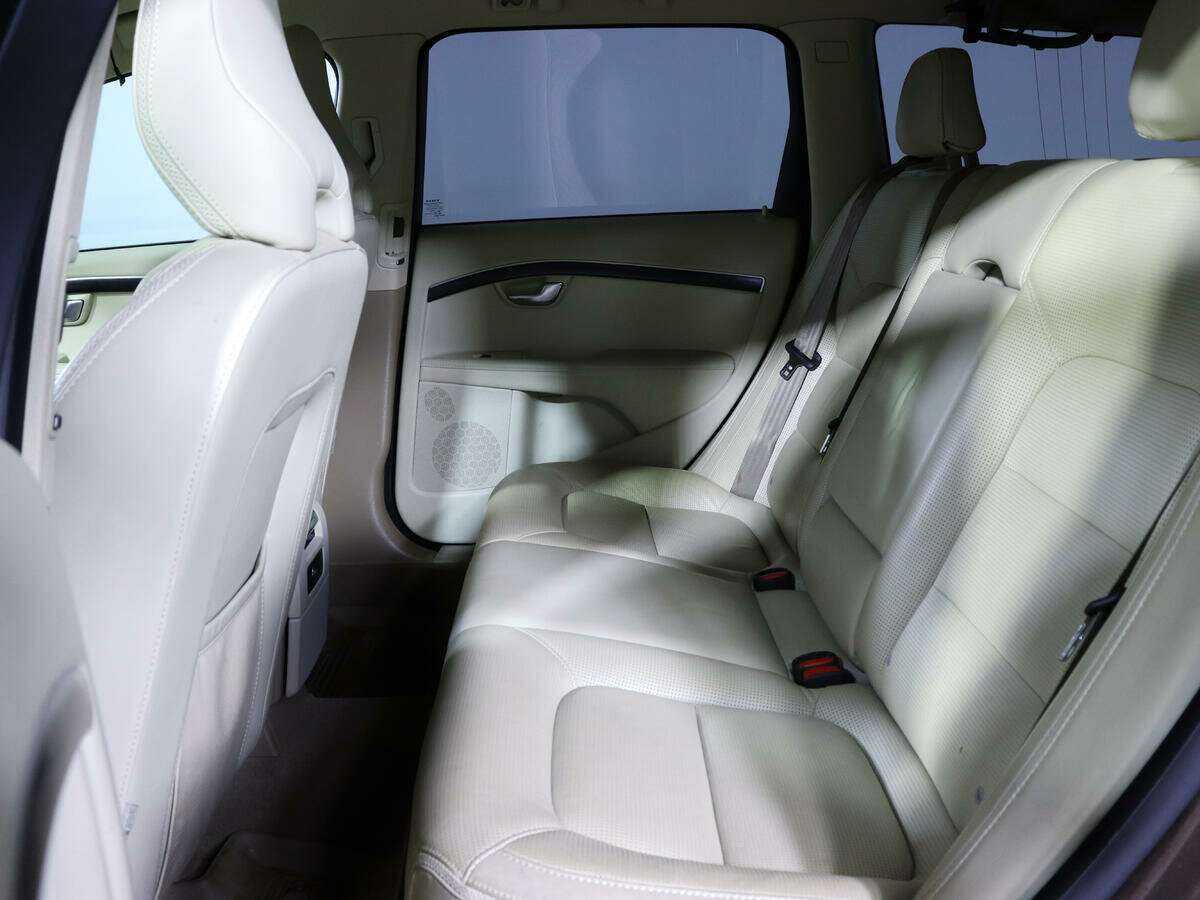Volvo XC70 2012 года с пробегом. Фото: #6