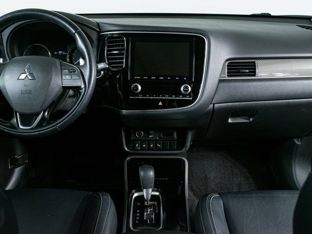 Mitsubishi Outlander 2020 года с пробегом. Фото: #11