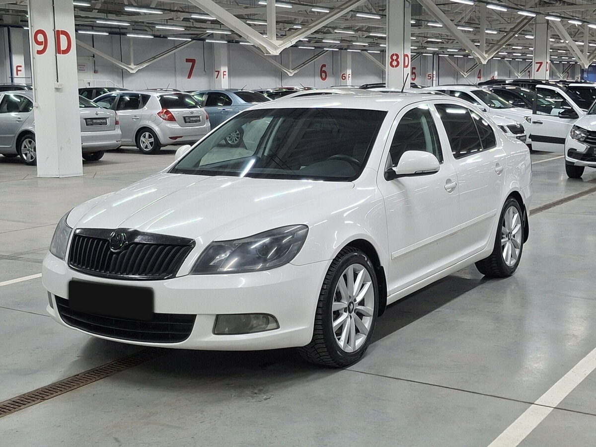 Skoda Octavia 2012 года с пробегом. Посмотреть фото
