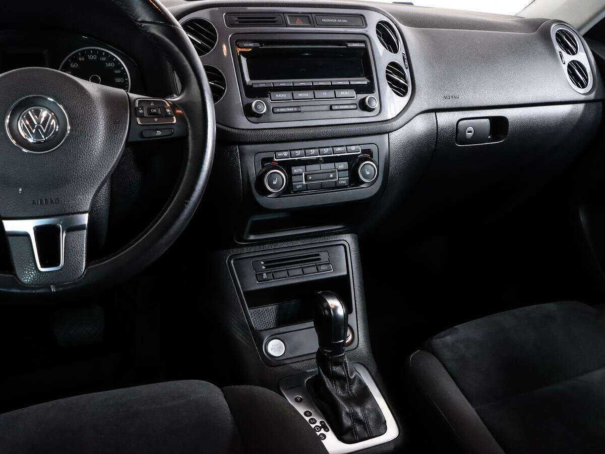 Volkswagen Tiguan 2012 года с пробегом. Фото: #12