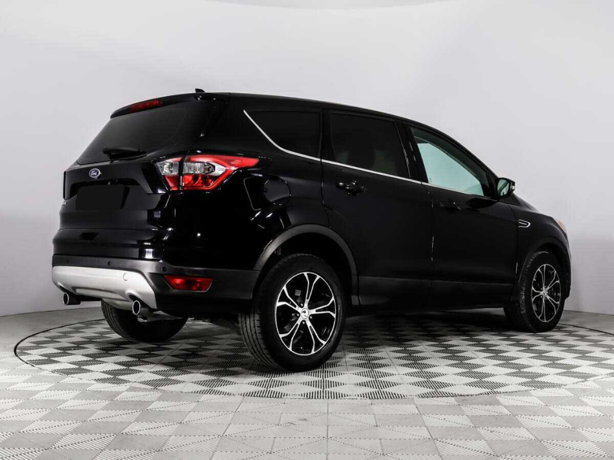 Ford Kuga 2017 года с пробегом. Фото: #3
