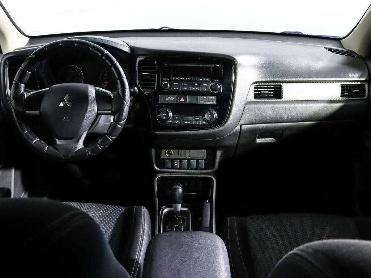 Mitsubishi Outlander 2018 года с пробегом. Фото: #9