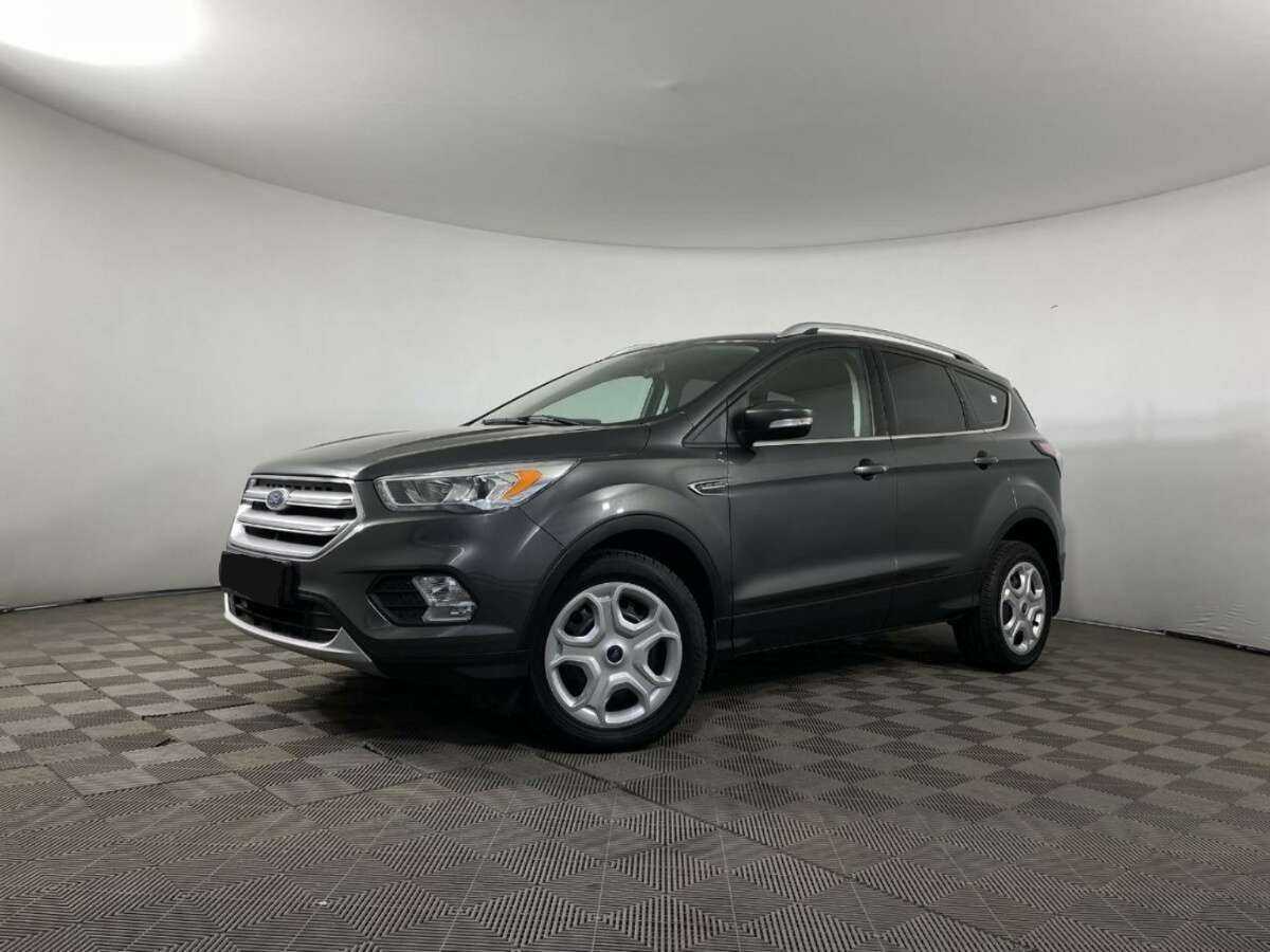 Ford Kuga 2017 года с пробегом. Посмотреть фото