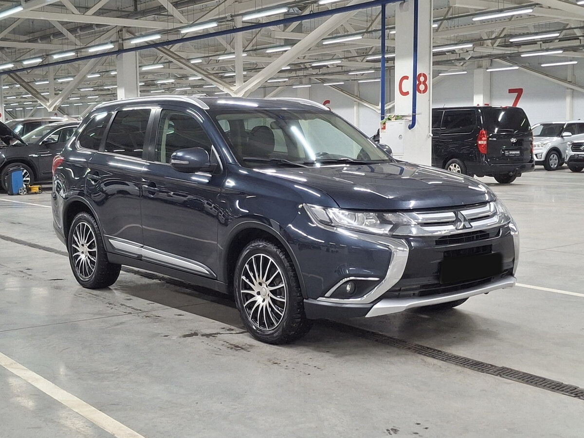 Mitsubishi Outlander 2017 года с пробегом. Фото: #2
