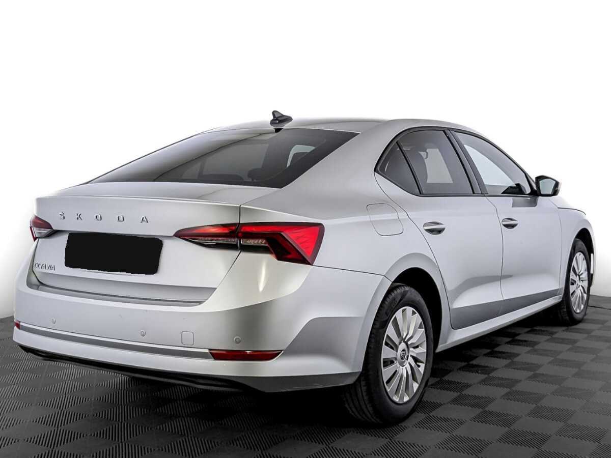 Skoda Octavia 2021 года с пробегом. Фото: #4
