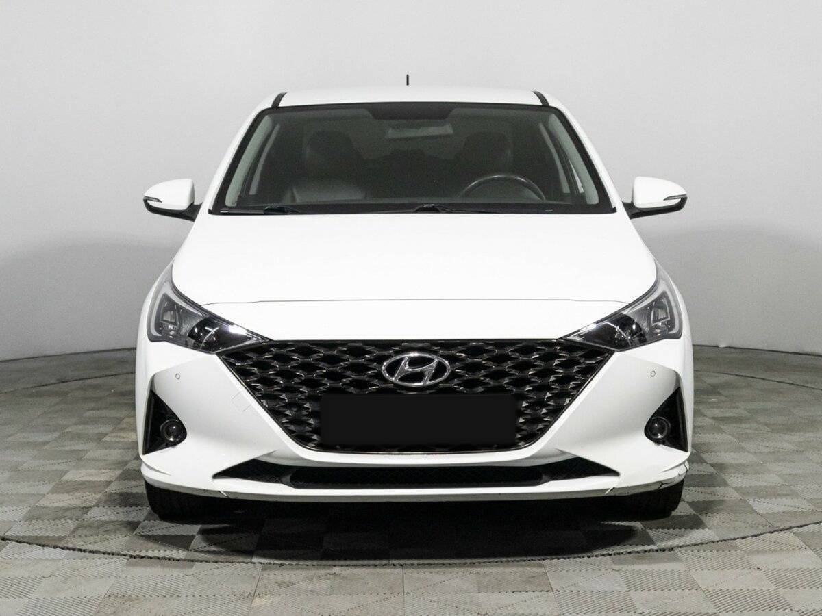Hyundai Solaris 2020 года с пробегом. Фото: #1