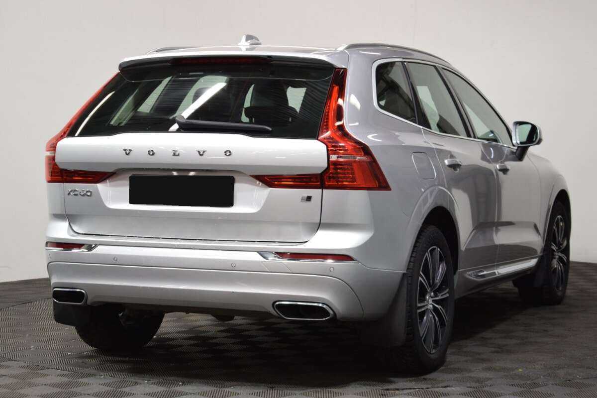 Volvo XC60 2020 года с пробегом. Фото: #3