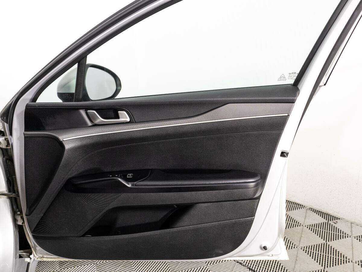 Kia K5 2020 года с пробегом. Фото: #25